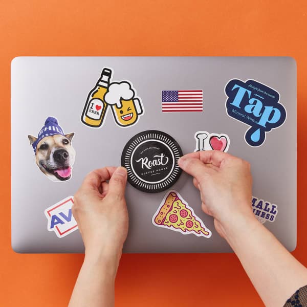 Custom Die-Cut Stickers on Computer | Avery WePrint™
