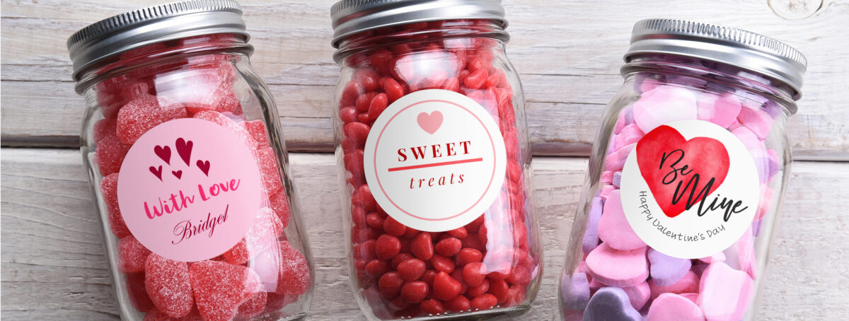 Quick and Easy Valentine's Day Mason Jar Gift | Avery.com