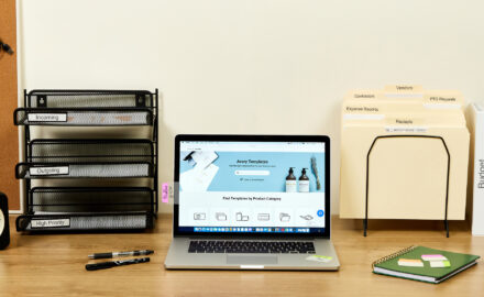 7 Quick & Easy Tips for “How Do I Organize My Desk?”