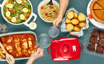 10 Festive and Practical Ideas for a Potluck at Work